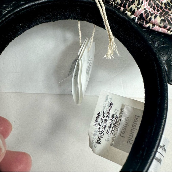 NWT. Disney Loungefly Minnie Ear Headband - Animal Print ears.  Loungefly ears - Picture 6 of 10